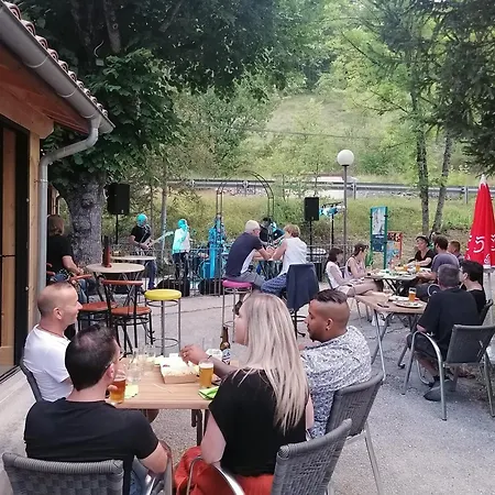 L'ondine De Provence Camping